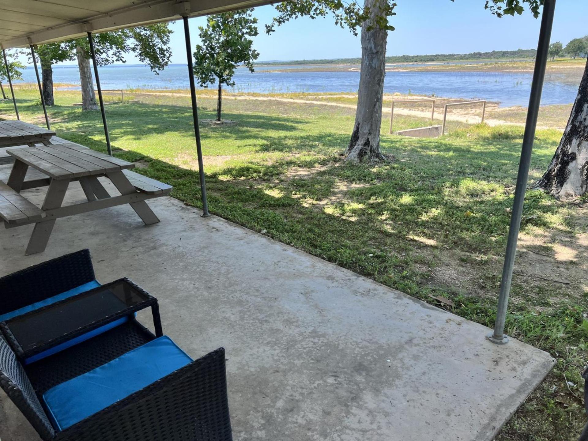 Oasis Lake Buchanan Bluffton Exterior photo